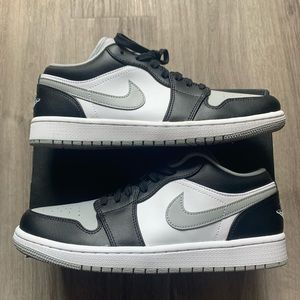Air Jordan 1 Low Black/Smoke Grey Size 8.5 Mens